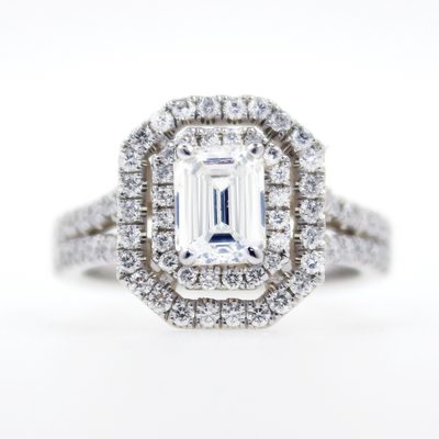 GIA Certified 2.47CT Diamond Engagement  Ring Emerald Shape Halo Style 18k Gold