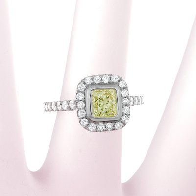GIA Certified Fancy Yellow Princess Cut Diamond Engagement Ring 2.56 Ct 18k Gold