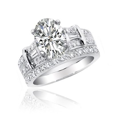 Oval Shape 3.70 CT Diamond Bridal Set Ring 18k White Gold GIA Certified
