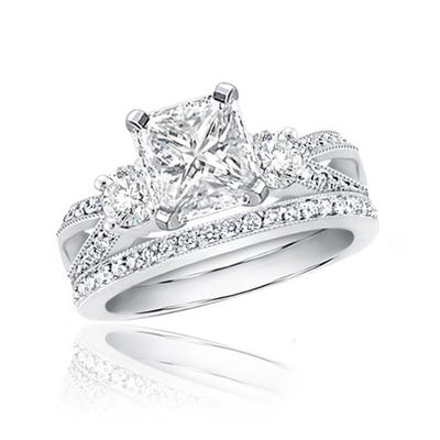Radiant and Round 2.75 CT Diamond Bridal Ring Set 18k Gold GIA Certified