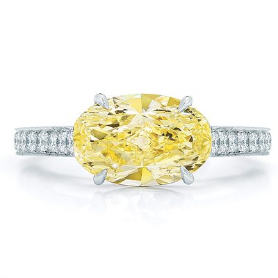 18K Gold GIA Certified 2.75 CTW Oval cut Diamond Engagement Ring Fancy Yellow