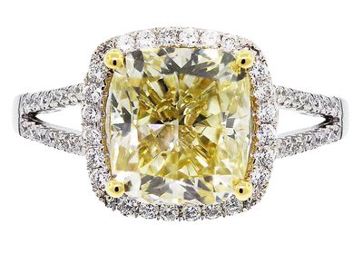 GIA Certified 4.00CT Fancy Light Yellow Cushion Cut Diamond - 14K + Halo & Sides