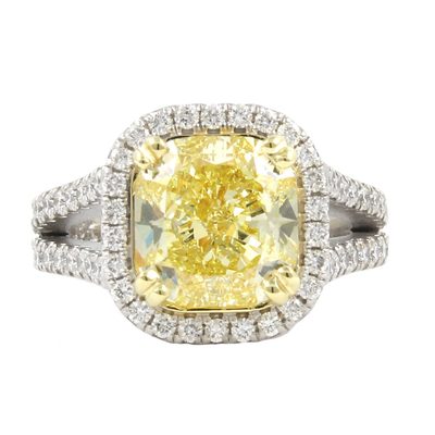 3.20 CTW Radiant cut Diamond Engagement Ring Fancy Yellow GIA certified Platinum