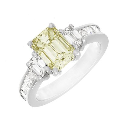 18K Gold Fancy Yellow 3.60 Carat Emerald cut Diamond Ring GIA certified