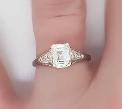 GIA Certified 1.20 Carat Diamond Engagement Ring Emerald & Round Shape 18k Gold