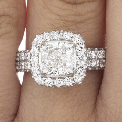 GIA Certified 2.50 Carat Diamond Engagement Ring 18k White Gold Cushion Cut