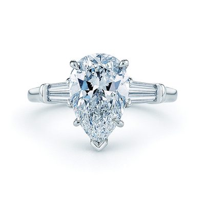 GIA Certified 1.50 Carat Diamond Engagement Ring Pear Shape Platinum