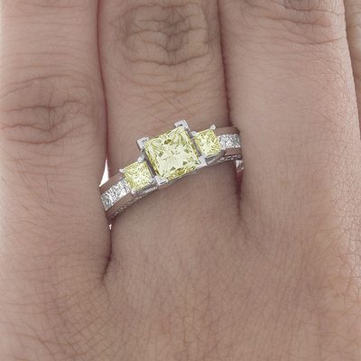 GIA Certified Fancy Yellow Princess Cut Diamond Engagement Ring 3.28 Ct 18K Gold