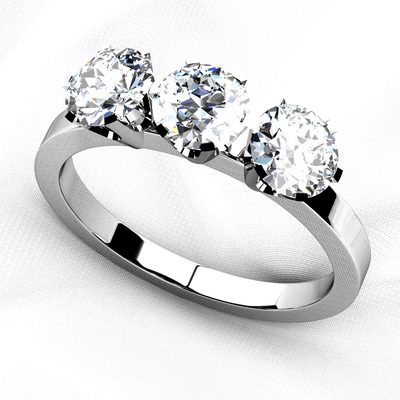 2.50 Carat 3 Stone Round Cut Diamond Engagement Ring GIA Certified Platinum