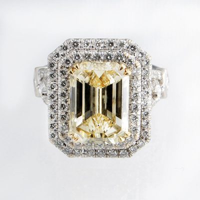 Fancy Yellow Stunning GIA 4.00 Carat Emerald Cut Diamond Engagement in Platinum