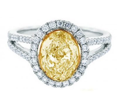 Platinum Engagement Ring Oval Cut Diamond 4.75 Ct VS1 GIA Certified Fancy Yellow