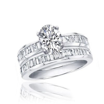 GIA Certified 3.00 CT Oval & Baguette Cut Diamond Bridal Set Ring 18k Gold