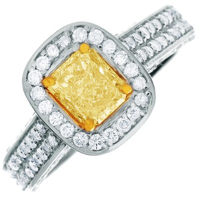GIA certified 2.60 CTW Radiant cut Diamond Engagement Ring Fancy Yellow 18K Gold