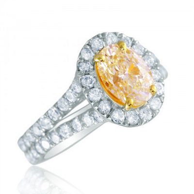Fancy Yellow 2.70 Carat Oval cut Diamond Ring Round Shape GIA Certified 18k Gold