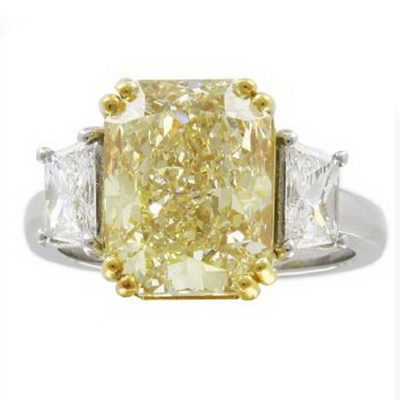 Internally Flawless 5.00 CTW Radiant cut Diamond Ring Fancy Yellow GIA Certified