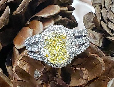 GIA Certified 4.00 CT Fancy Yellow Center - Round Platinum / Split Shank / Halo