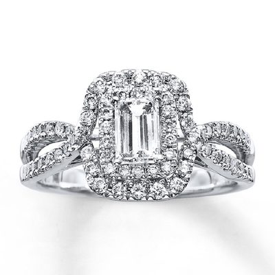 18k White Gold 2.50 Carat Emerald and Round Cut Diamond Enaggement Ring