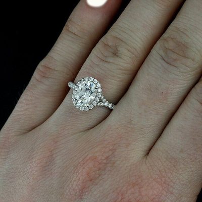 2.00 Carat Oval Shape Diamond Engagement Ring GIA Certified 18K White Gold