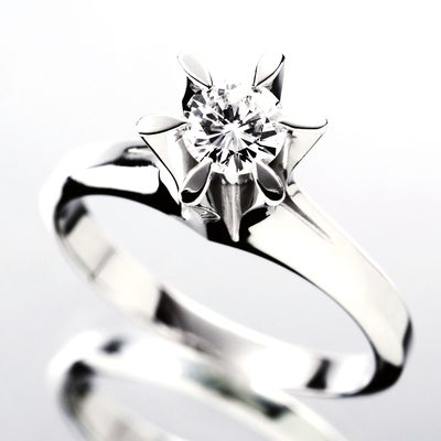 GIA Certified 1.00 Carat Round Shape Platinum Diamond Engagement Ring