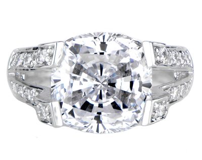 GIA Certified Diamond Engagement Ring 2.50 carat Cushion Shape 18K Gold
