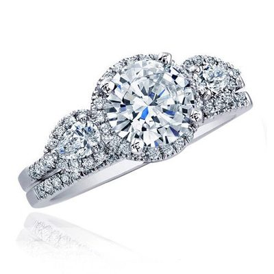 Diamond Pear & Round Shape Bridal Set Ring 2.25 CT GIA Certified 18k Gold