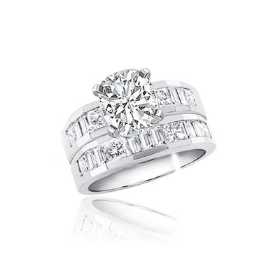 4 Carat Cushion Cut 18k White Gold Diamond Bridal Set Ring GIA Certified