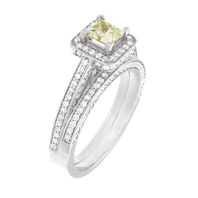 Stunning GIA 3.25 Carat Fancy Yellow Princess Cut Diamond Bridal Set in 18k Gold