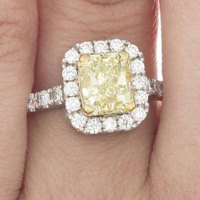 GIA Certified  Diamond Engagement Ring 18k Fancy Yellow 2.2 CTW Radiant & Round